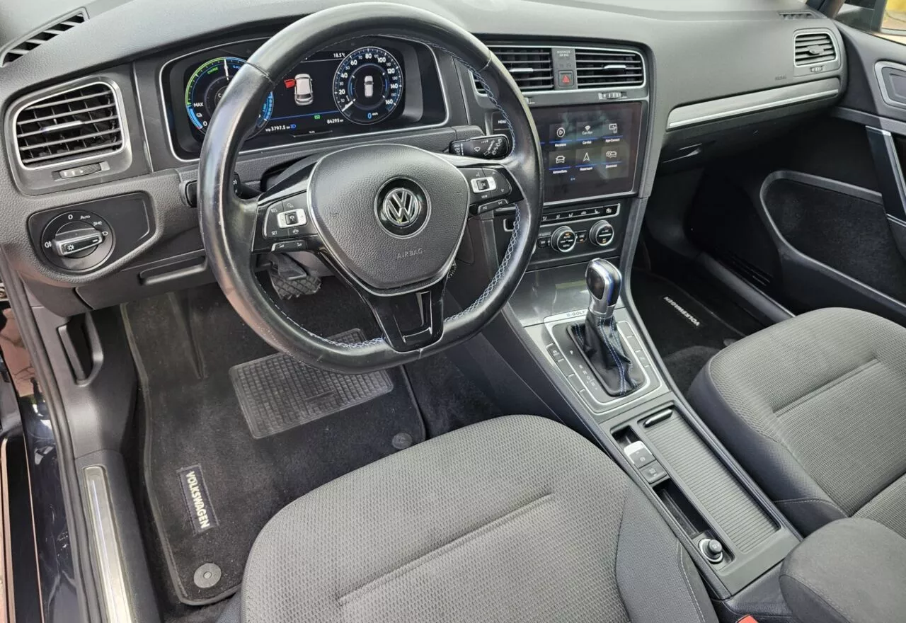 Volkswagen e-Golf  36 kWh 2019201