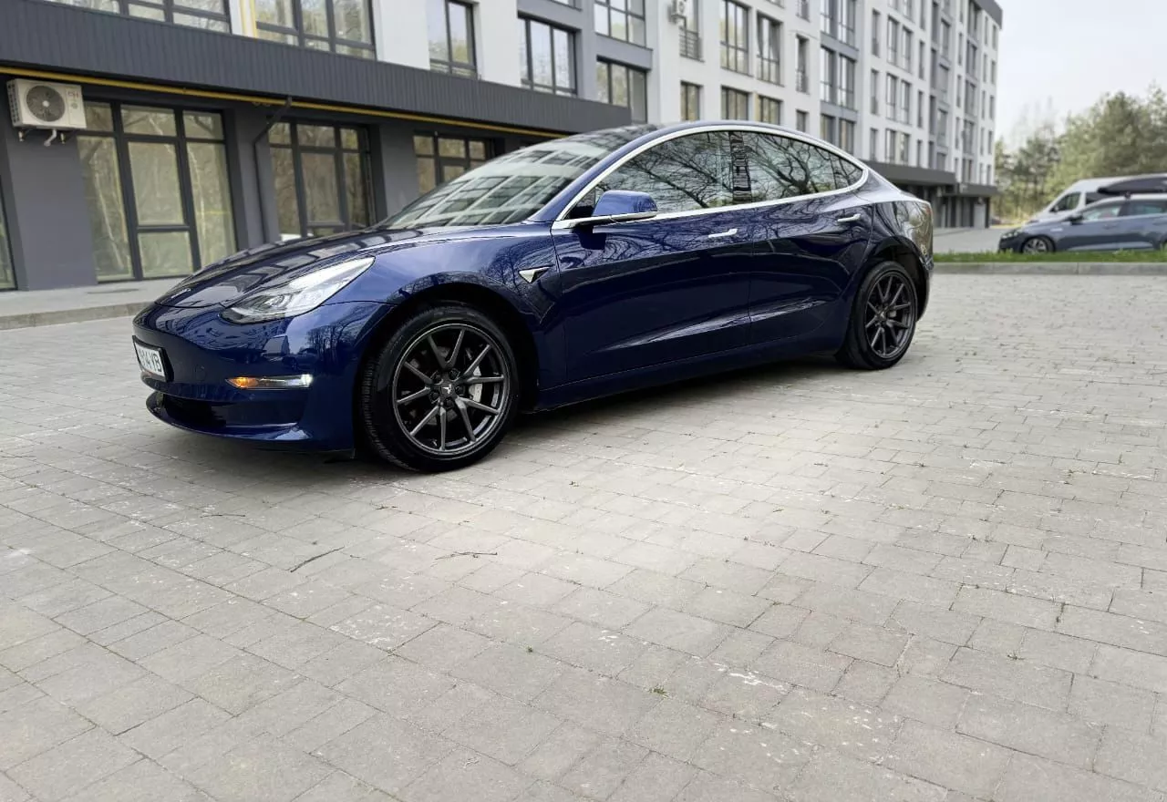 Tesla Model 3  80.5 kWh 2018151