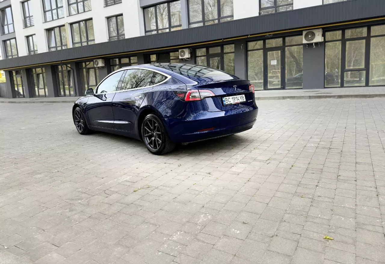 Tesla Model 3  80.5 kWh 2018161