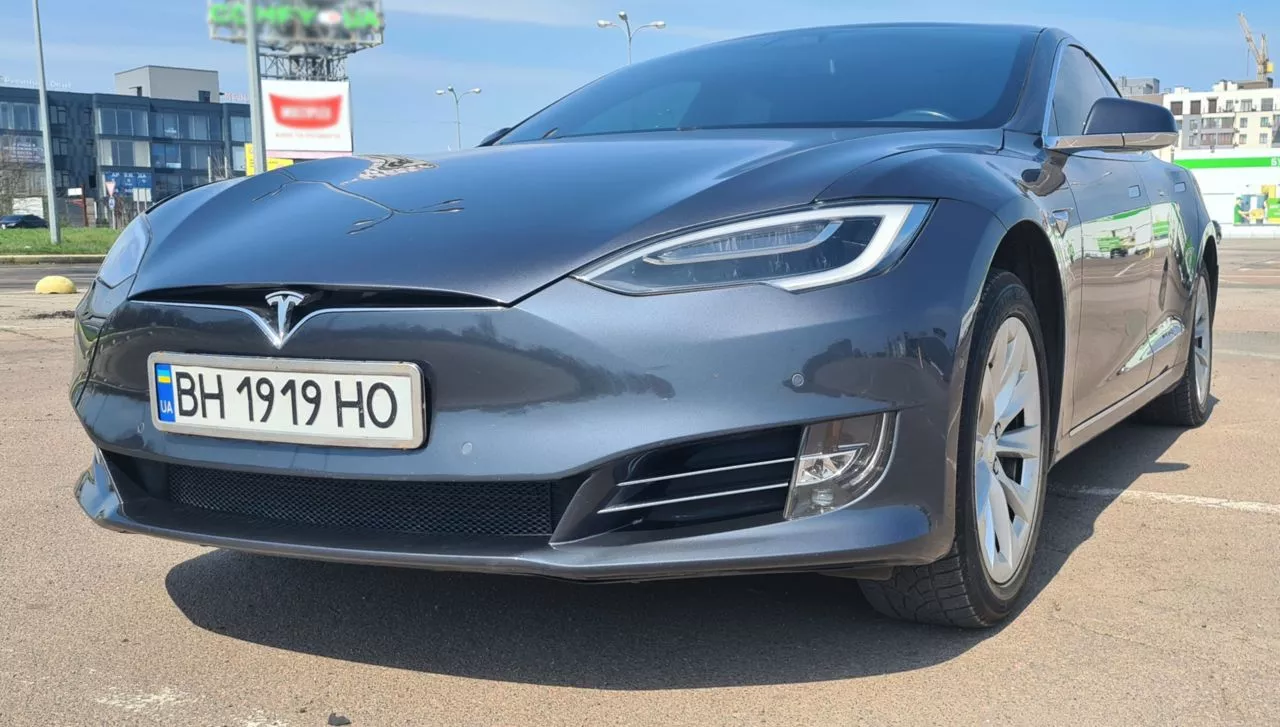 Tesla Model S  75 kWh 201801