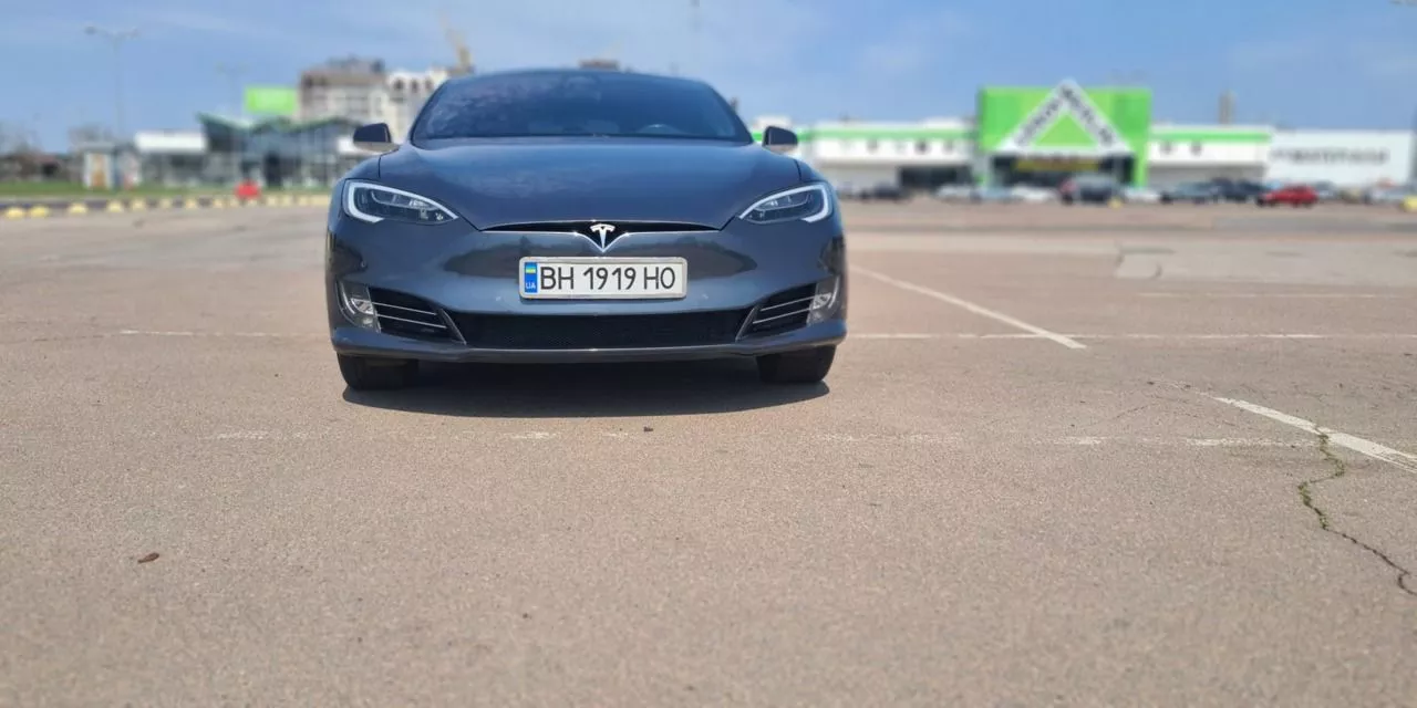 Tesla Model S  75 kWh 2018101