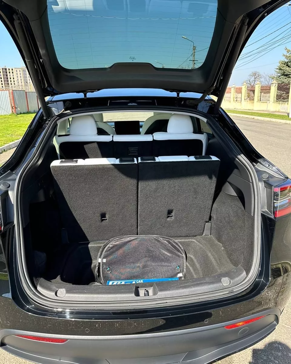 Tesla Model Y  65 kWh 2021151