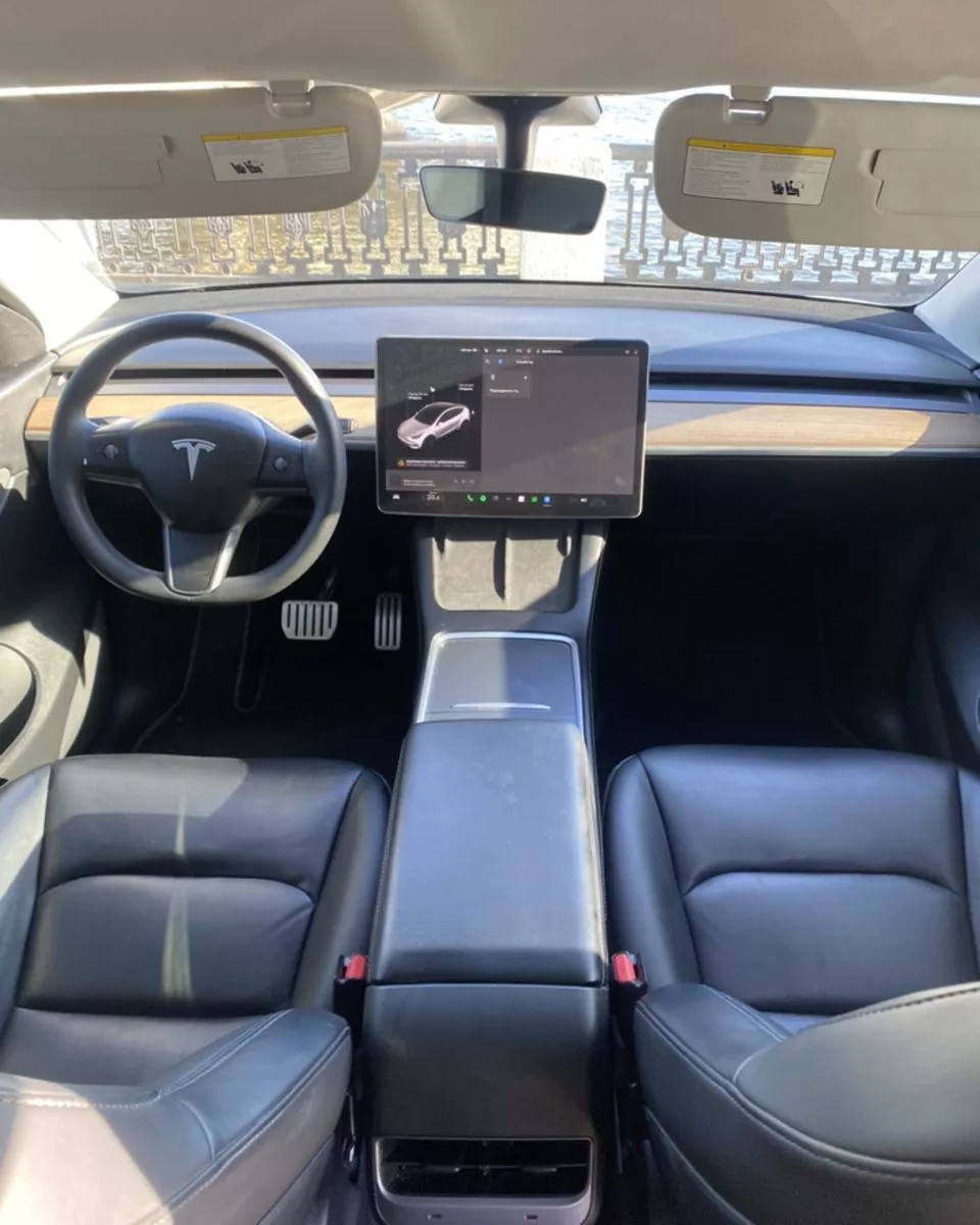 Tesla Model Y  202161