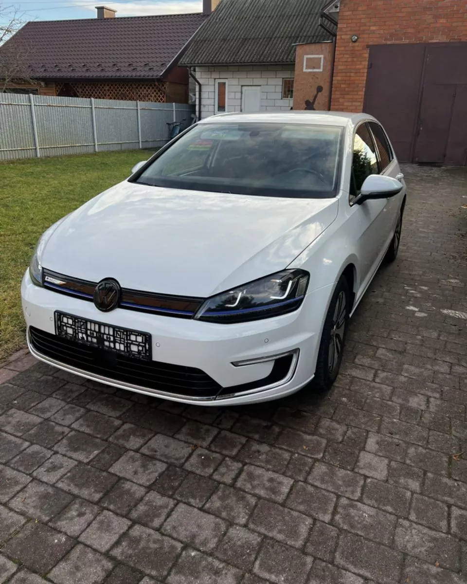 Volkswagen e-Golf  24 kWh 201581