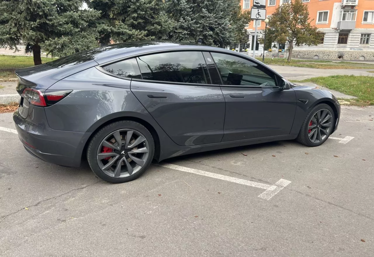 Tesla Model 3  80.5 kWh 201821