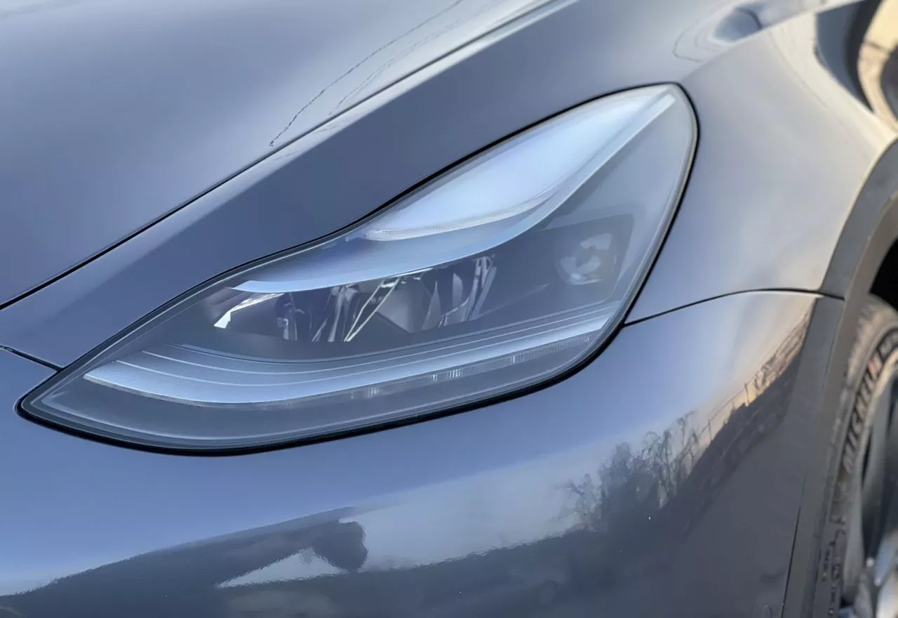 Tesla Model Y  82 kWh 2022101