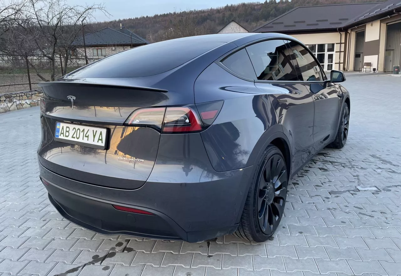 Tesla Model Y  82 kWh 2022141