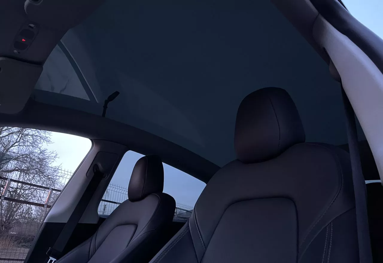 Tesla Model Y  82 kWh 2022261