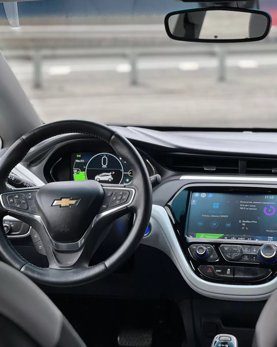 Chevrolet Bolt EV  65 kWh 2021101