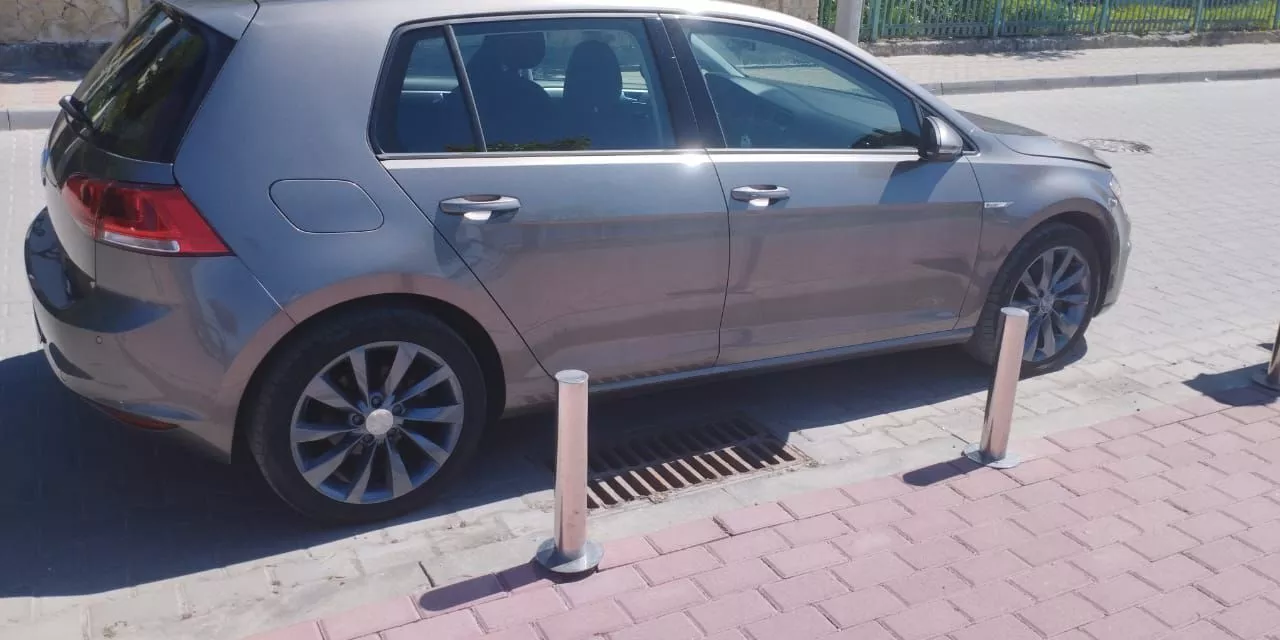 Volkswagen e-Golf  24 kWh 201571