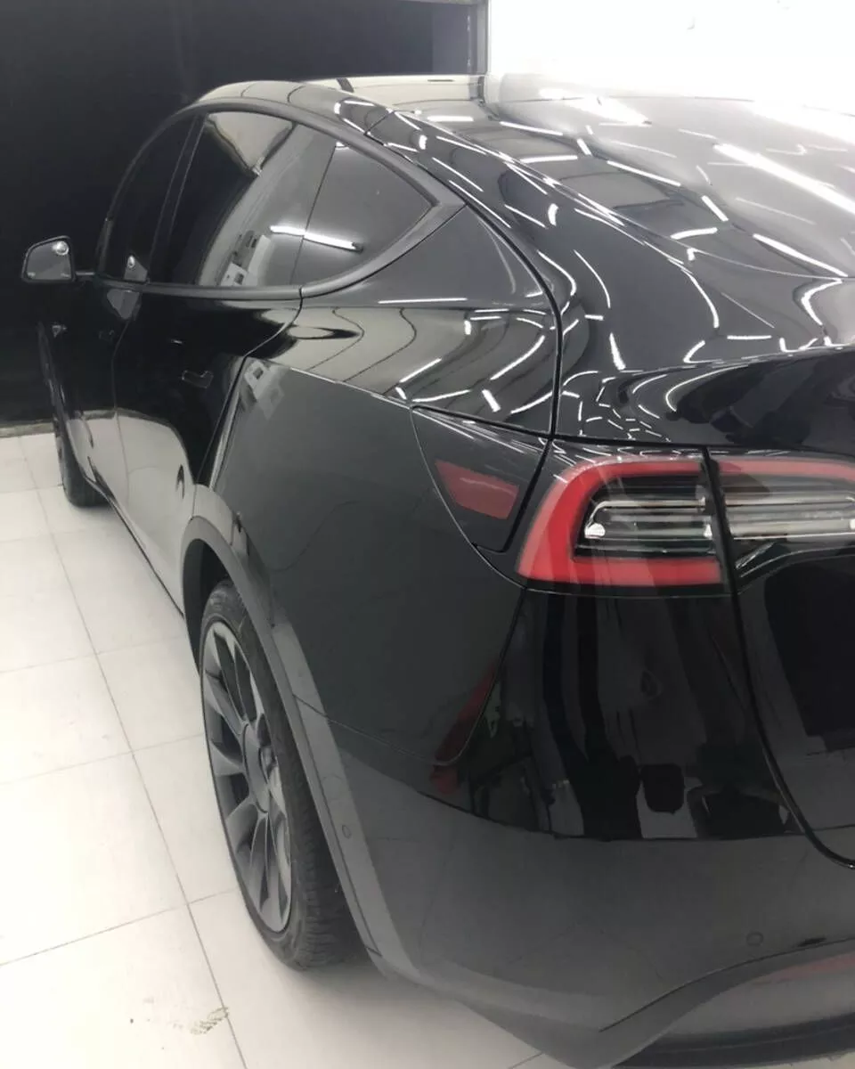 Tesla Model Y  75 kWh 2021121