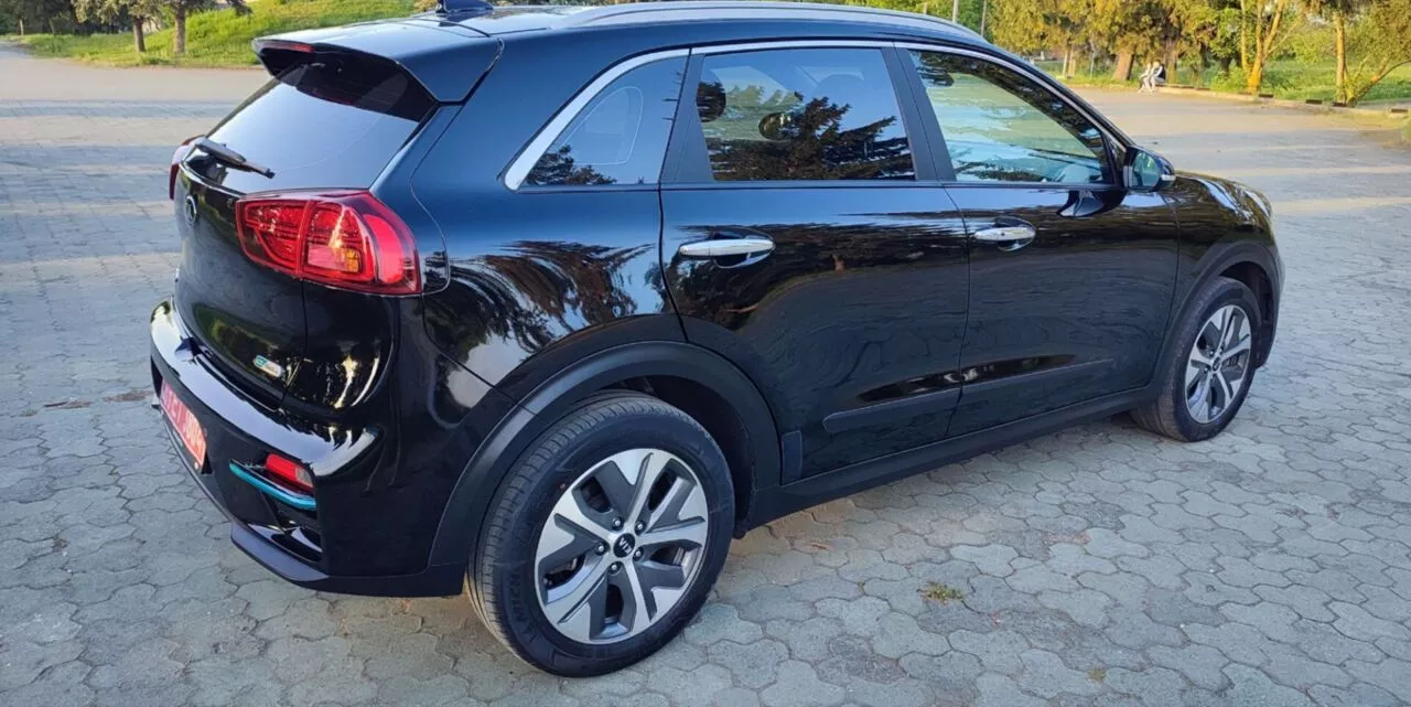 Kia Niro  64 kWh 2020201