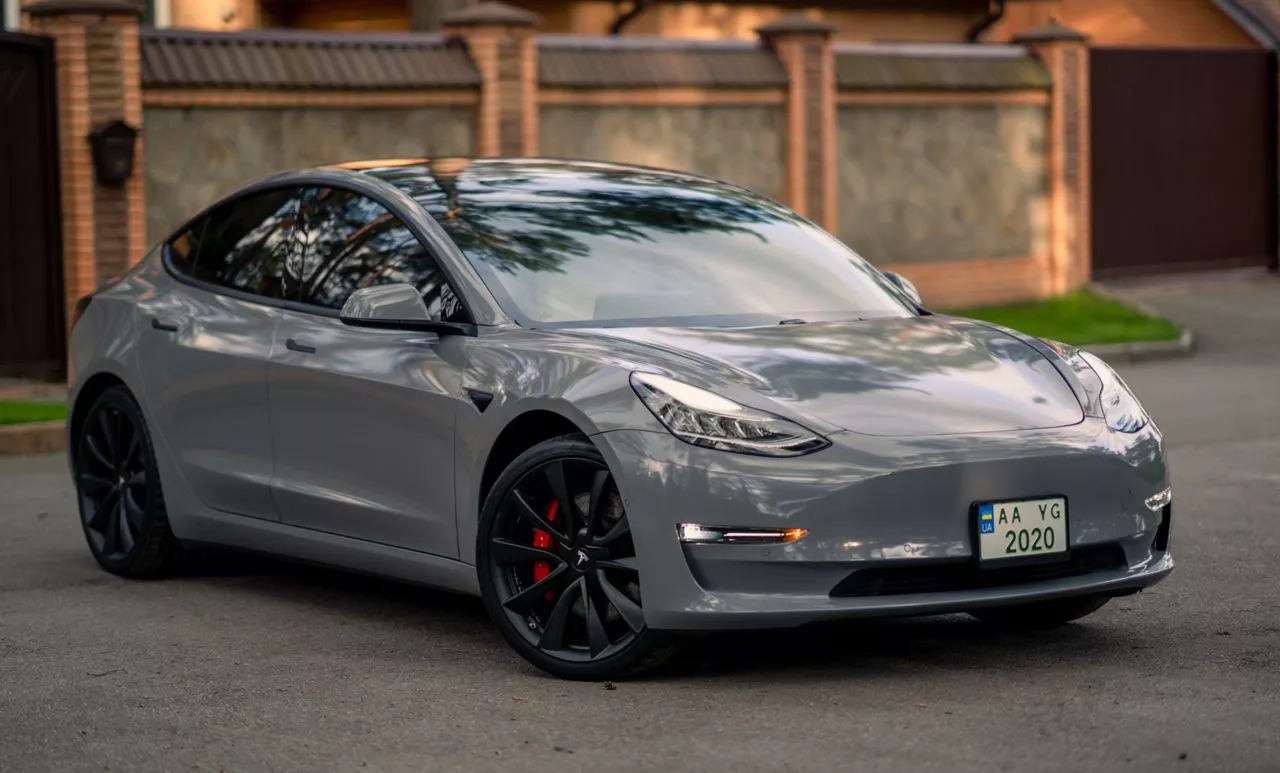 Tesla Model 3  80.5 kWh 201921