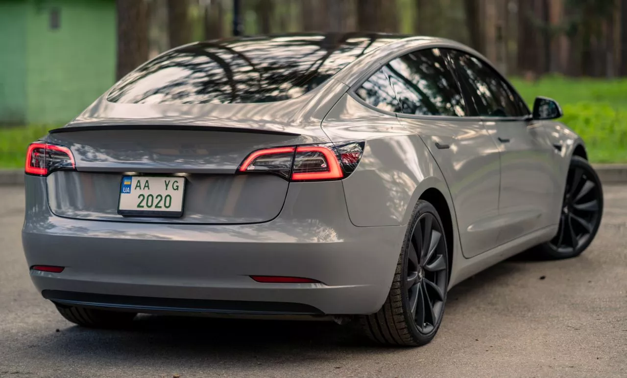 Tesla Model 3  80.5 kWh 201931