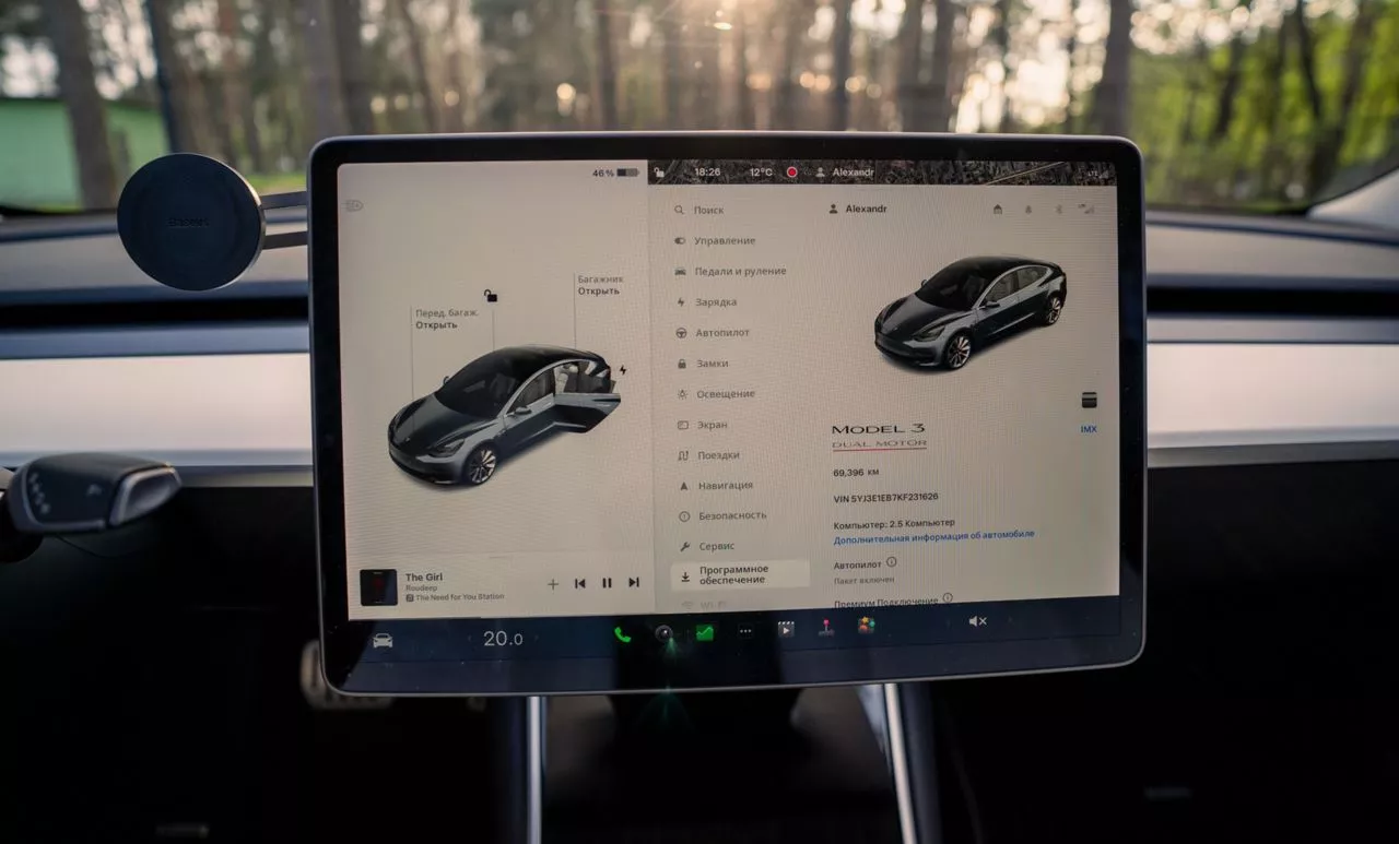 Tesla Model 3  80.5 kWh 2019121