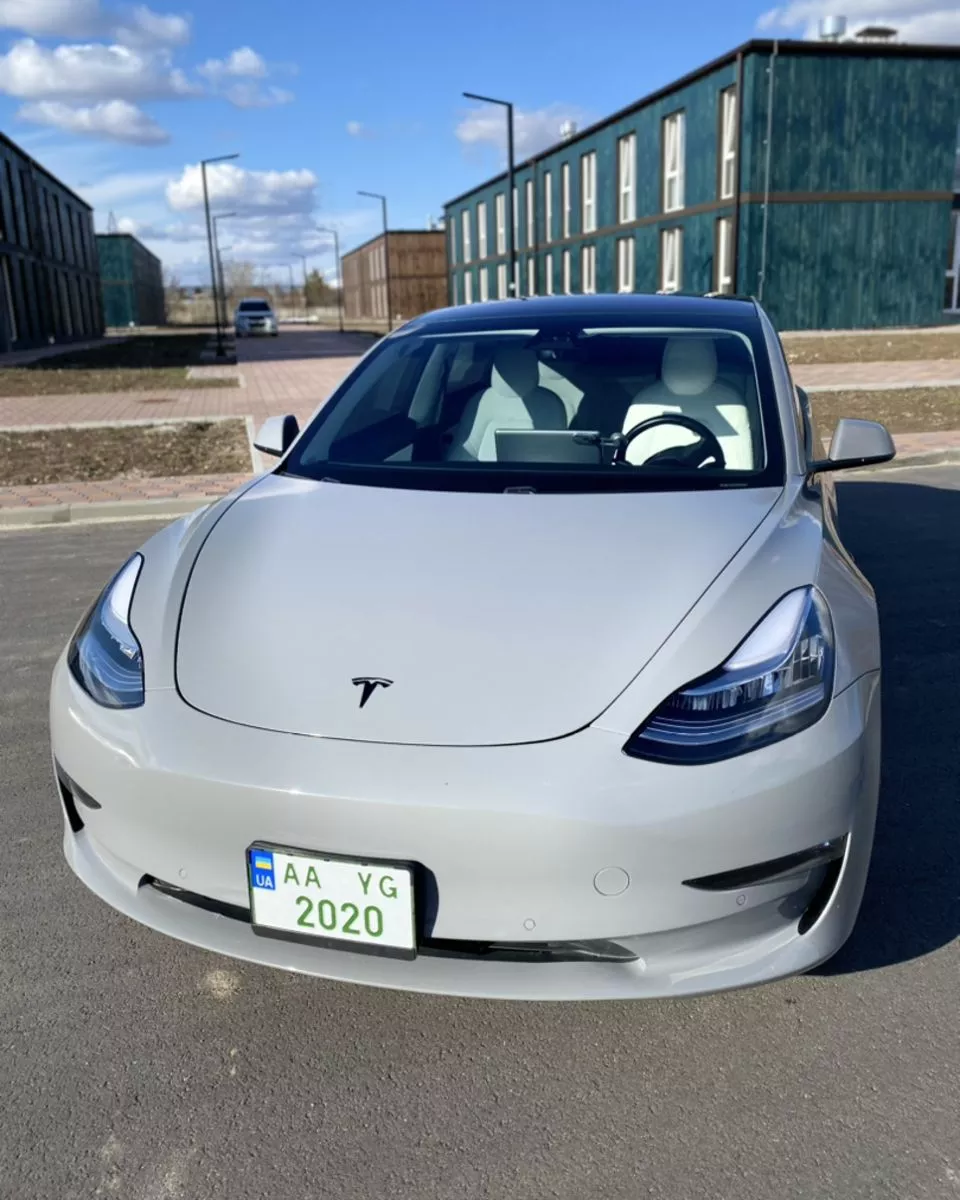 Tesla Model 3  80.5 kWh 2019161