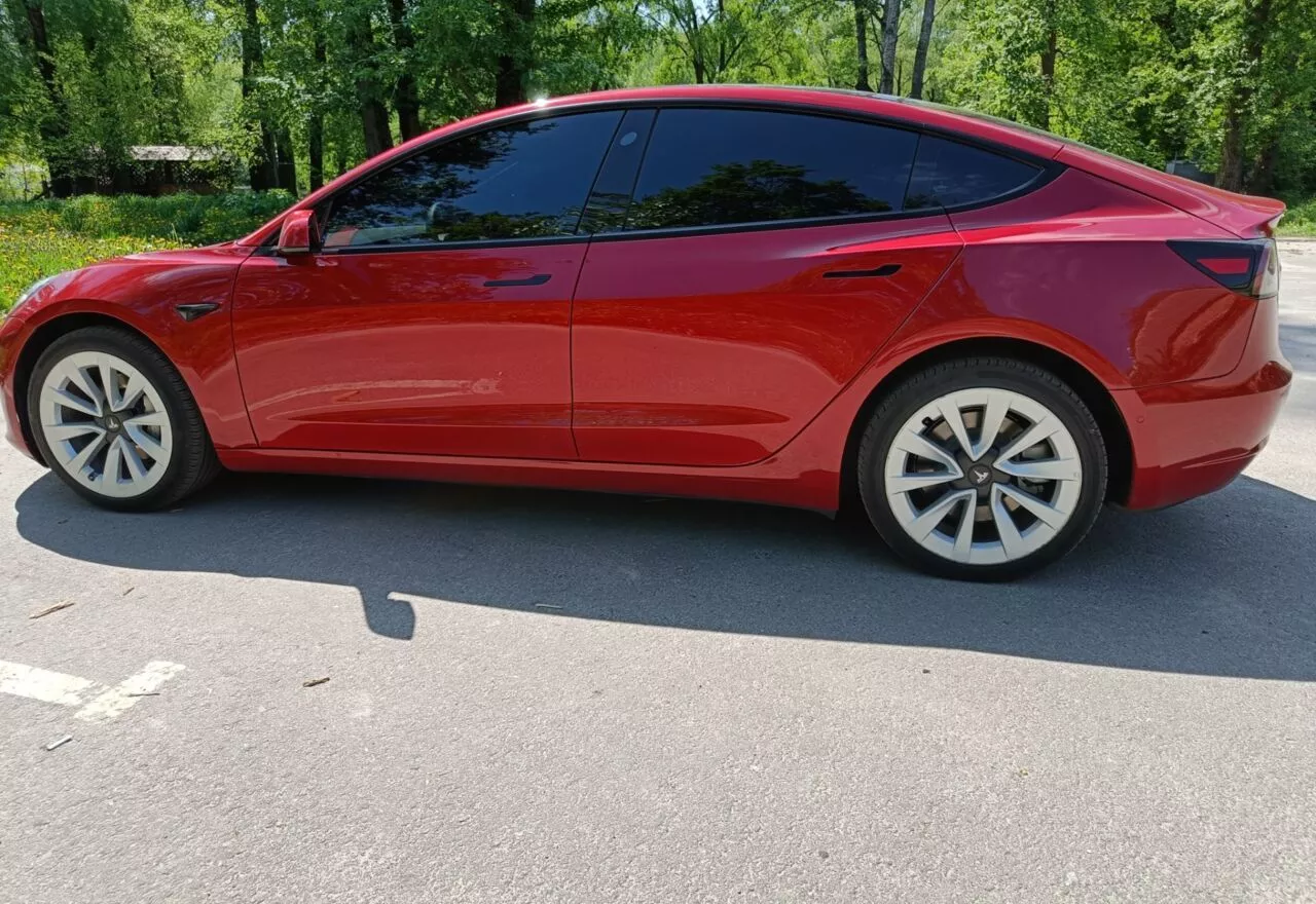 Tesla Model 3  60 kWh 2022111