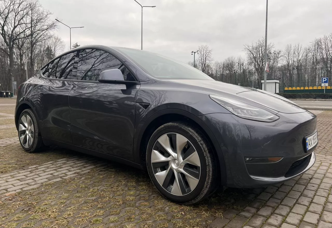 Tesla Model Y  75 kWh 202121