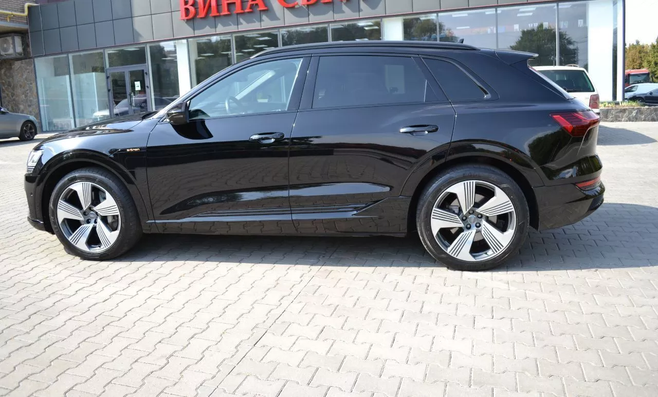 Audi E-tron  95 kWh 2019241