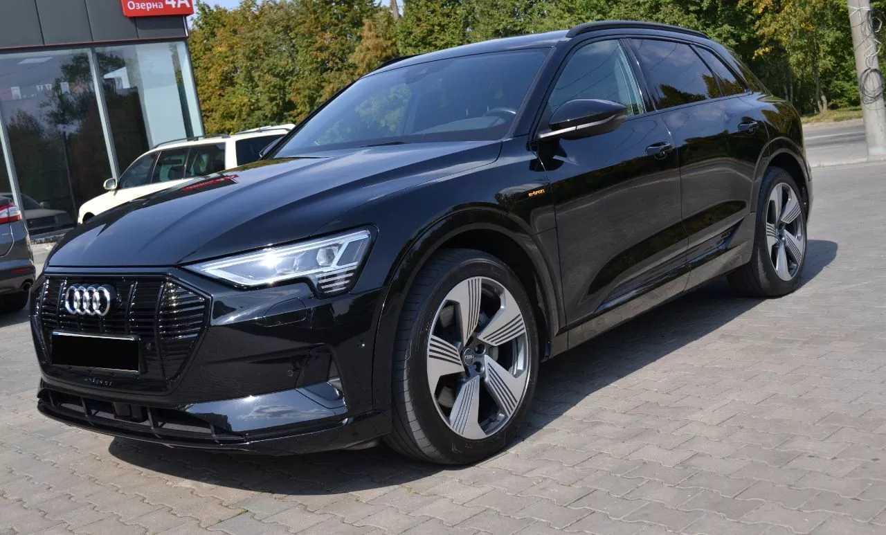 Audi E-tron  95 kWh 2019251