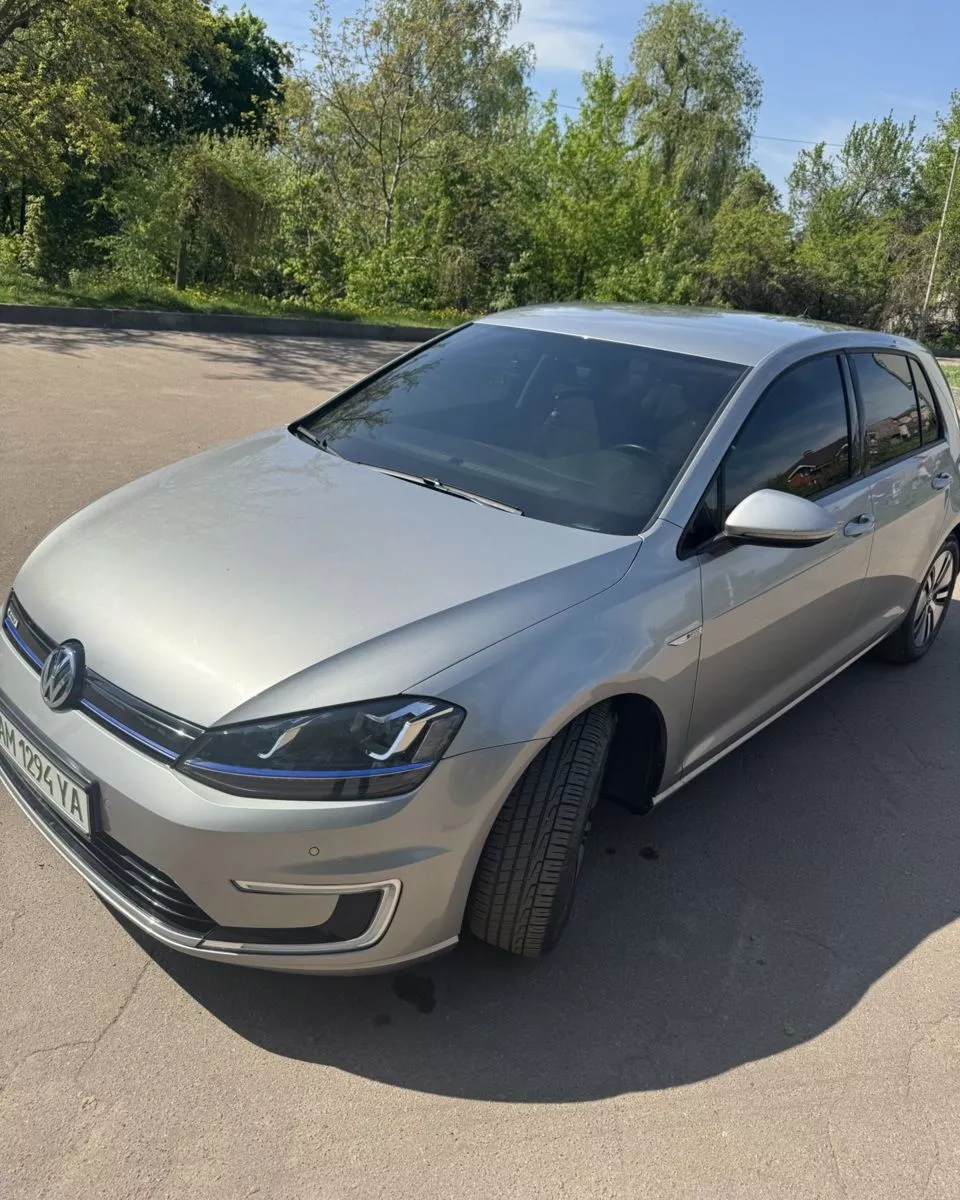 Volkswagen e-Golf 