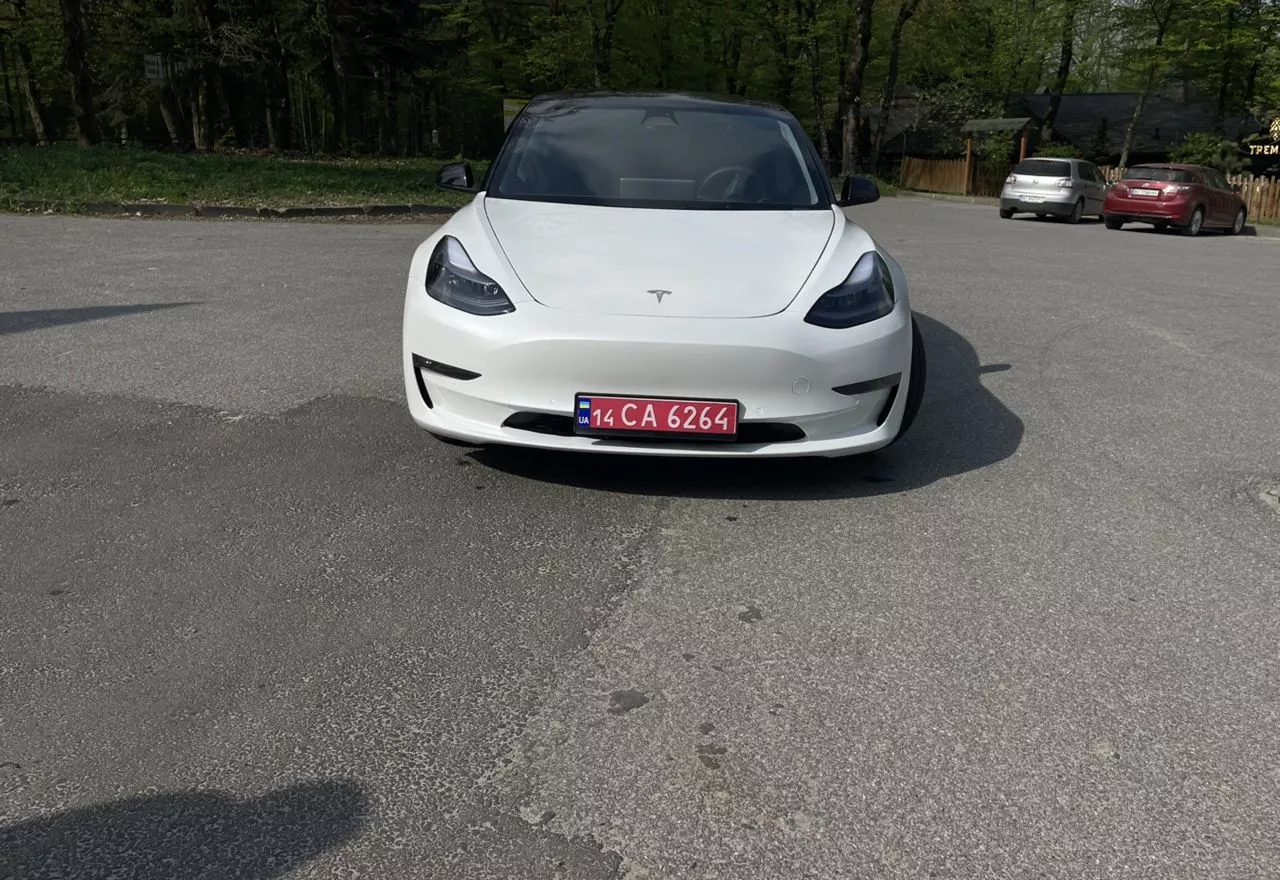 Tesla Model 3  82 kWh 202231