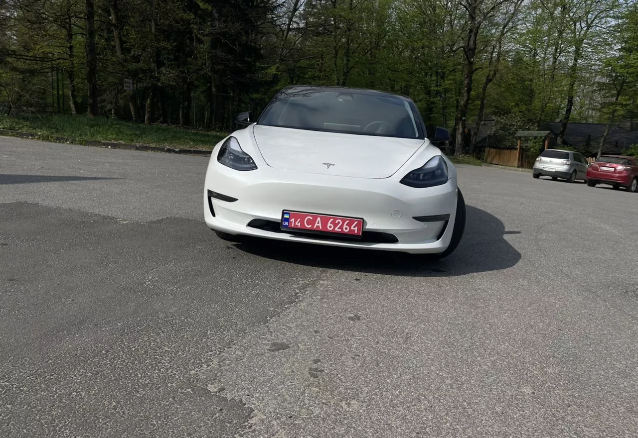 Tesla Model 3  82 kWh 202241