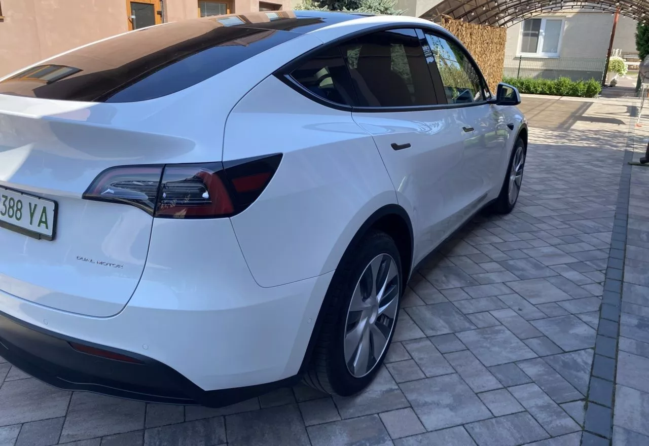 Tesla Model Y  80.5 kWh 202141