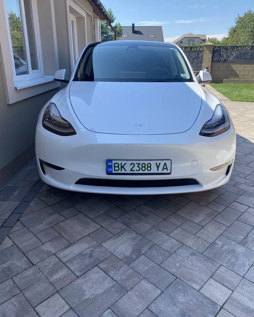 Tesla Model Y  80.5 kWh 2021121