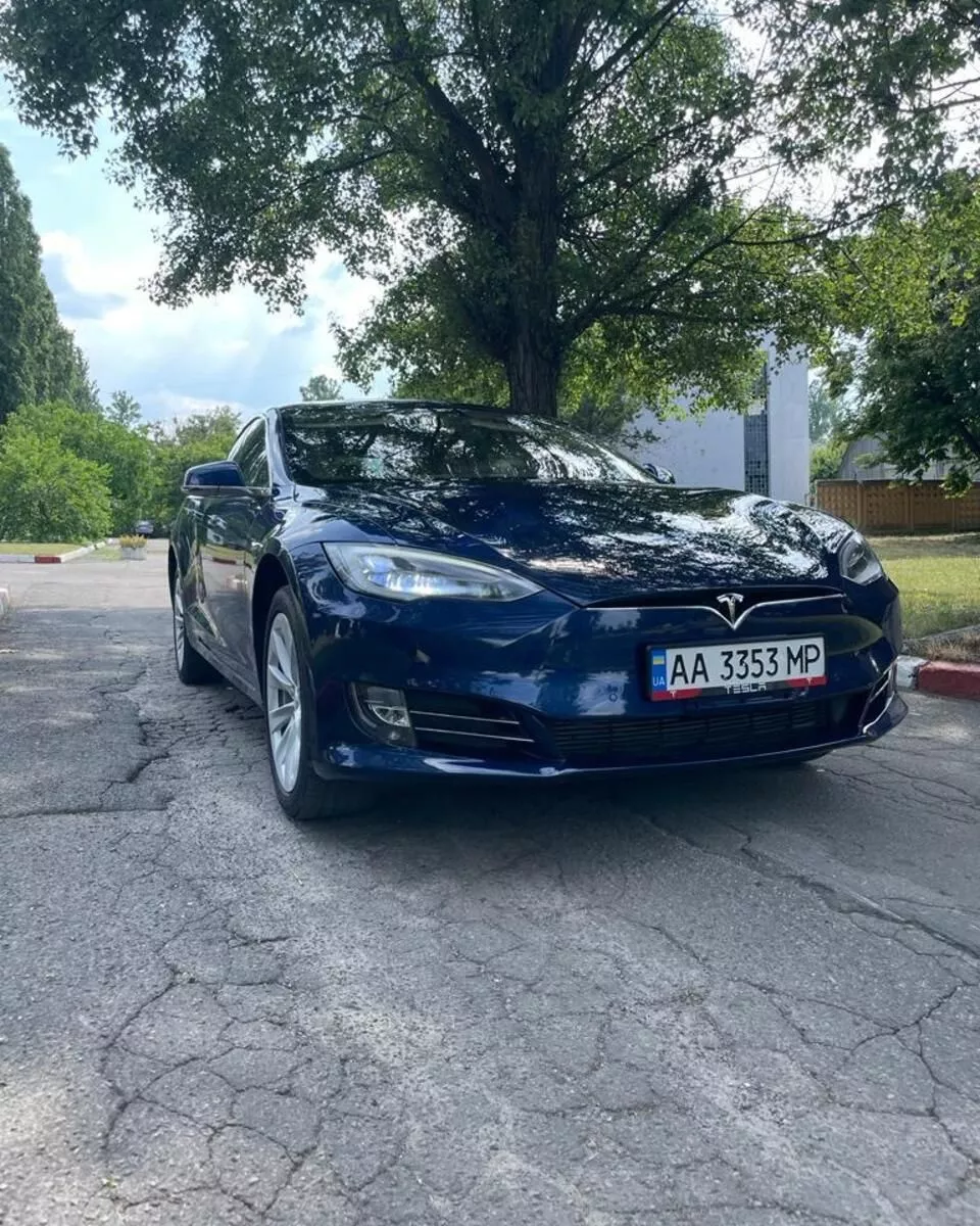 Tesla Model S  75 kWh 2018271