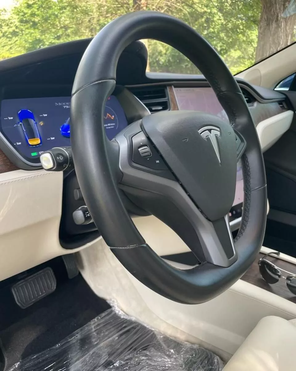 Tesla Model S  75 kWh 201871