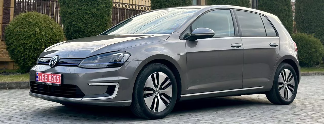 Volkswagen e-Golf  24 kWh 201521