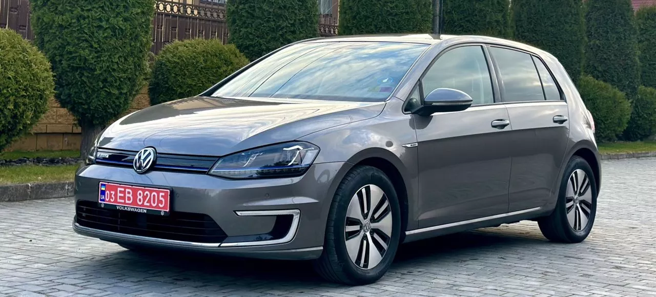 Volkswagen e-Golf  24 kWh 201531