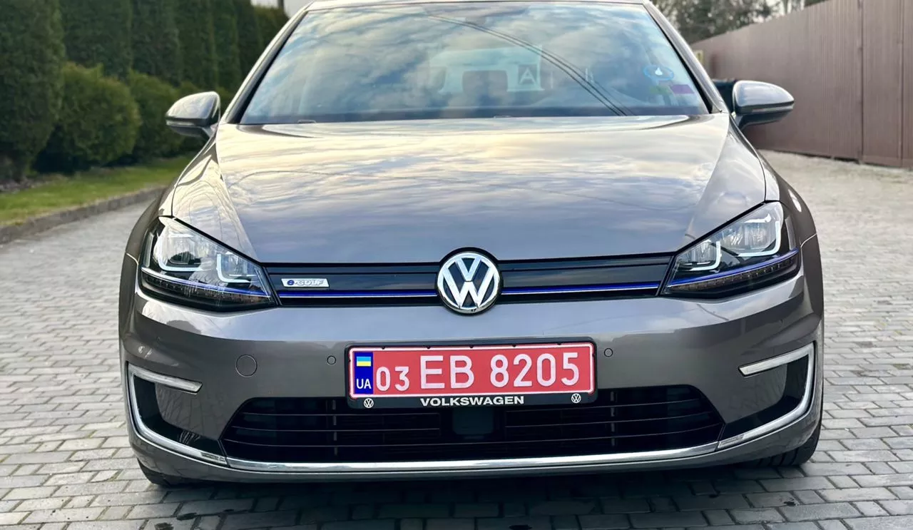 Volkswagen e-Golf  24 kWh 201541