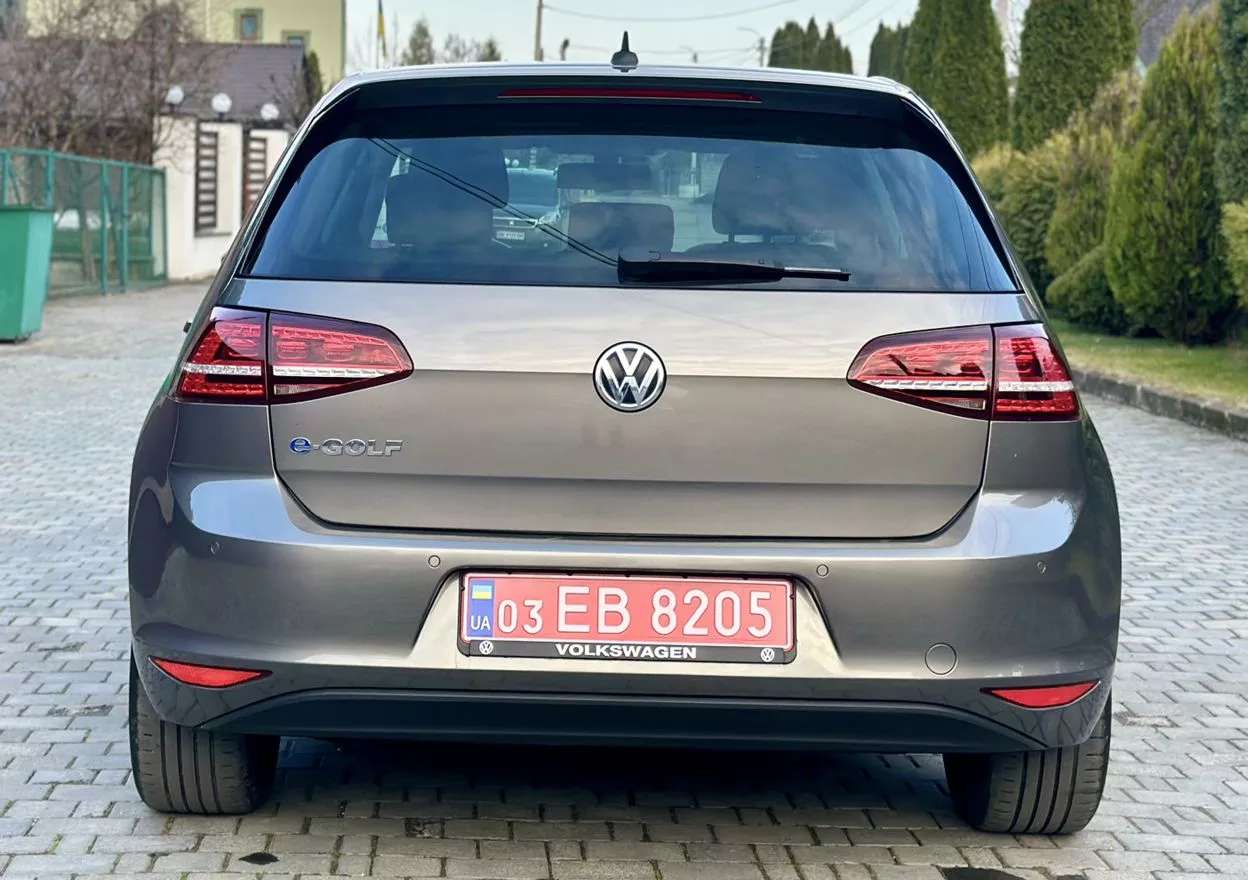 Volkswagen e-Golf  24 kWh 2015161