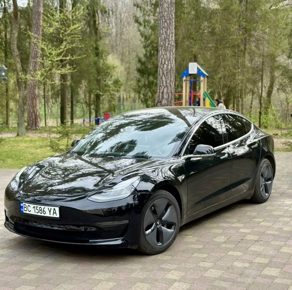 Tesla Model 3  60 kWh 201921