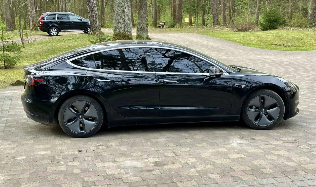 Tesla Model 3  60 kWh 201981