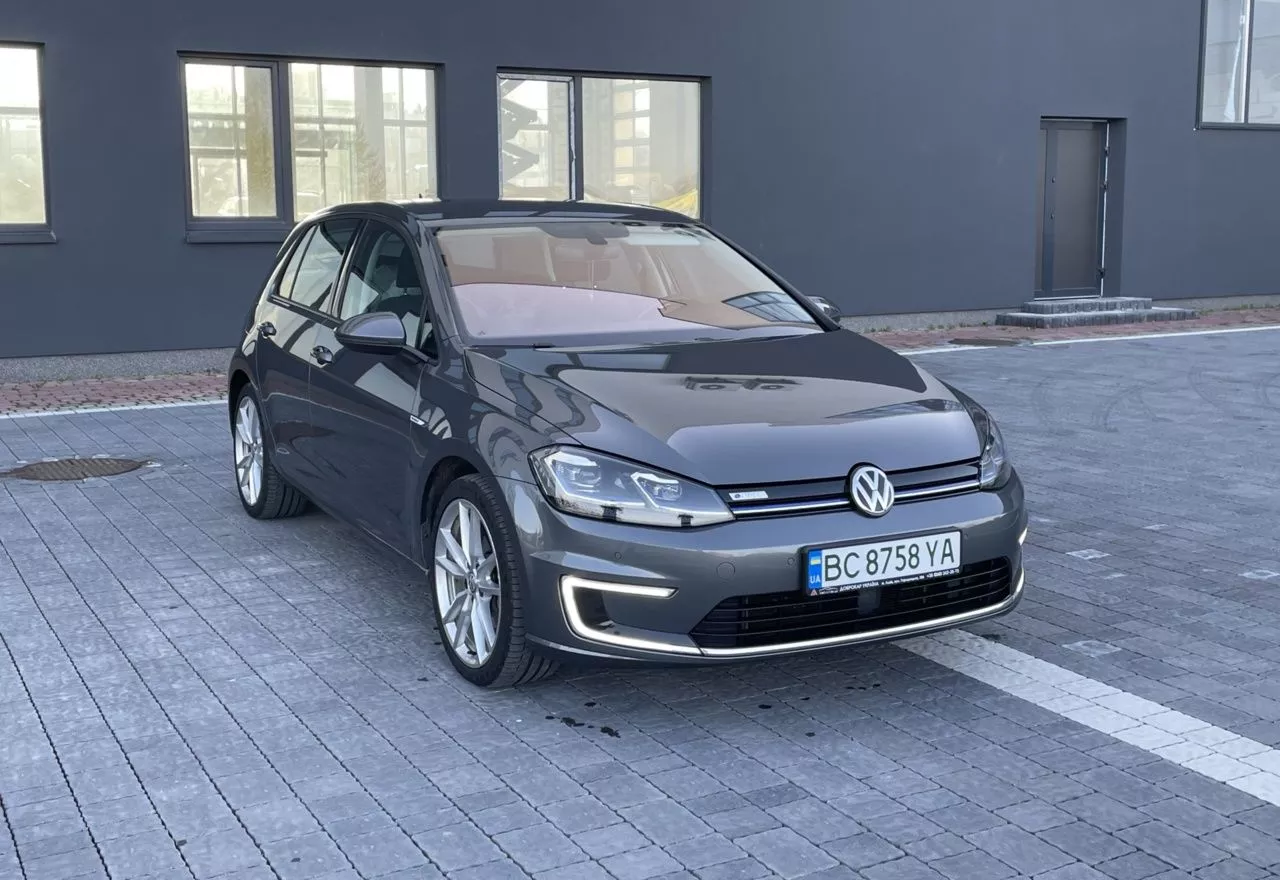 Volkswagen e-Golf 