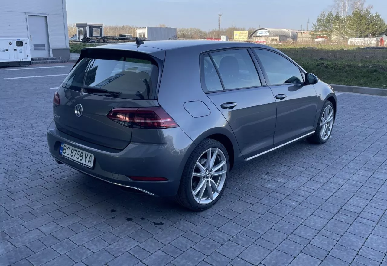 Volkswagen e-Golf  35.8 kWh 201861