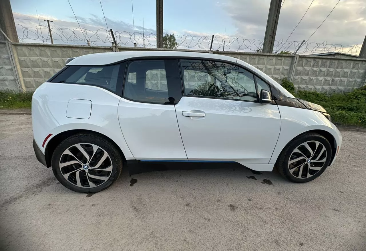 BMW i3  33 kWh 2017121