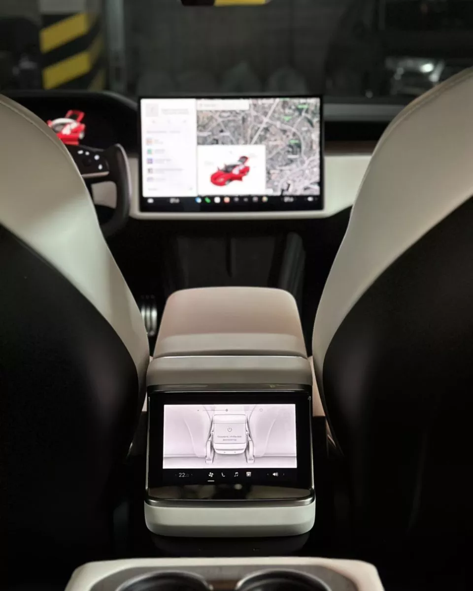 Tesla Model S  100 kWh 2022121