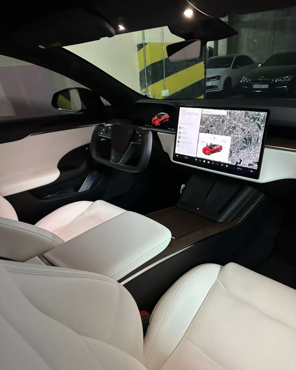 Tesla Model S  100 kWh 2022131