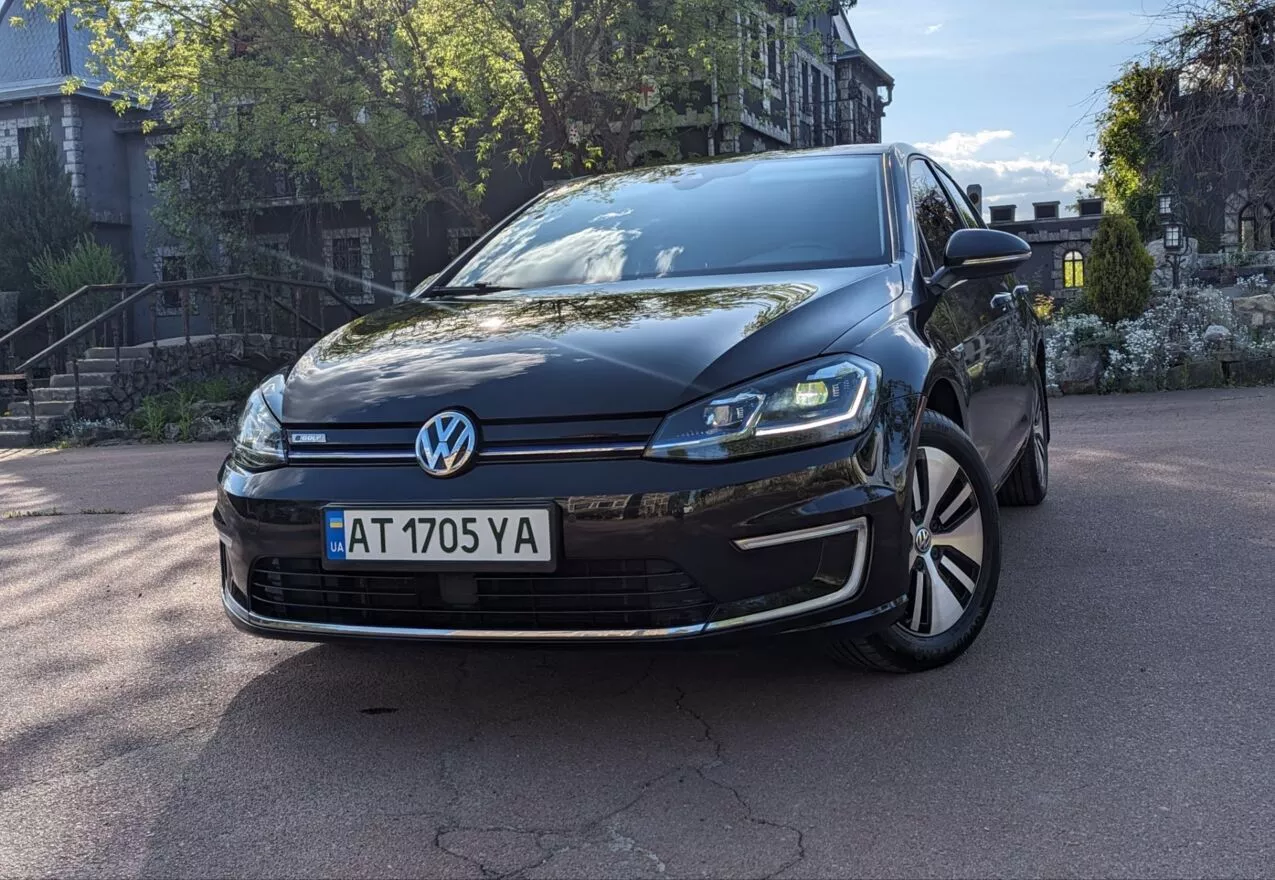 Volkswagen e-Golf  36 kWh 201841