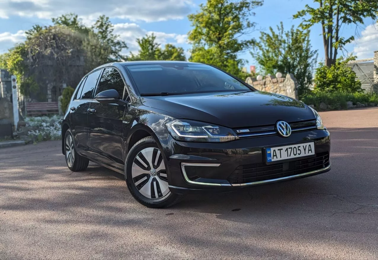 Volkswagen e-Golf  36 kWh 201891