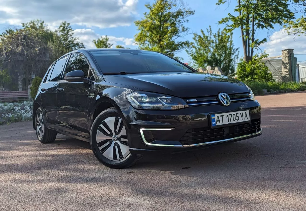 Volkswagen e-Golf  36 kWh 2018101