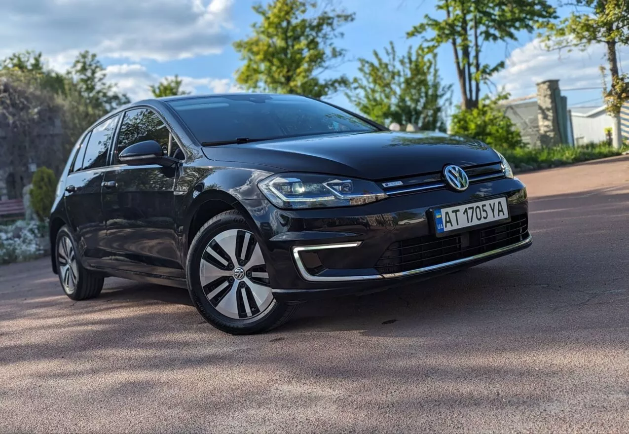 Volkswagen e-Golf  36 kWh 2018111