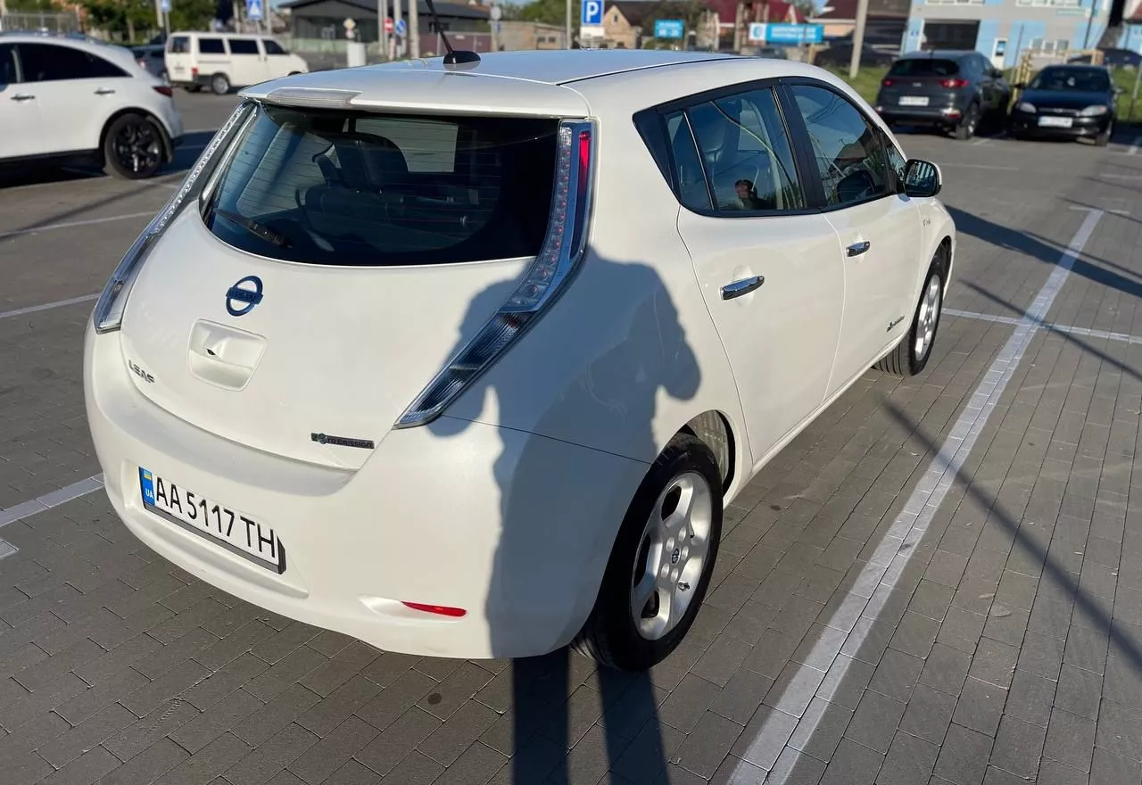 Nissan Leaf  201331