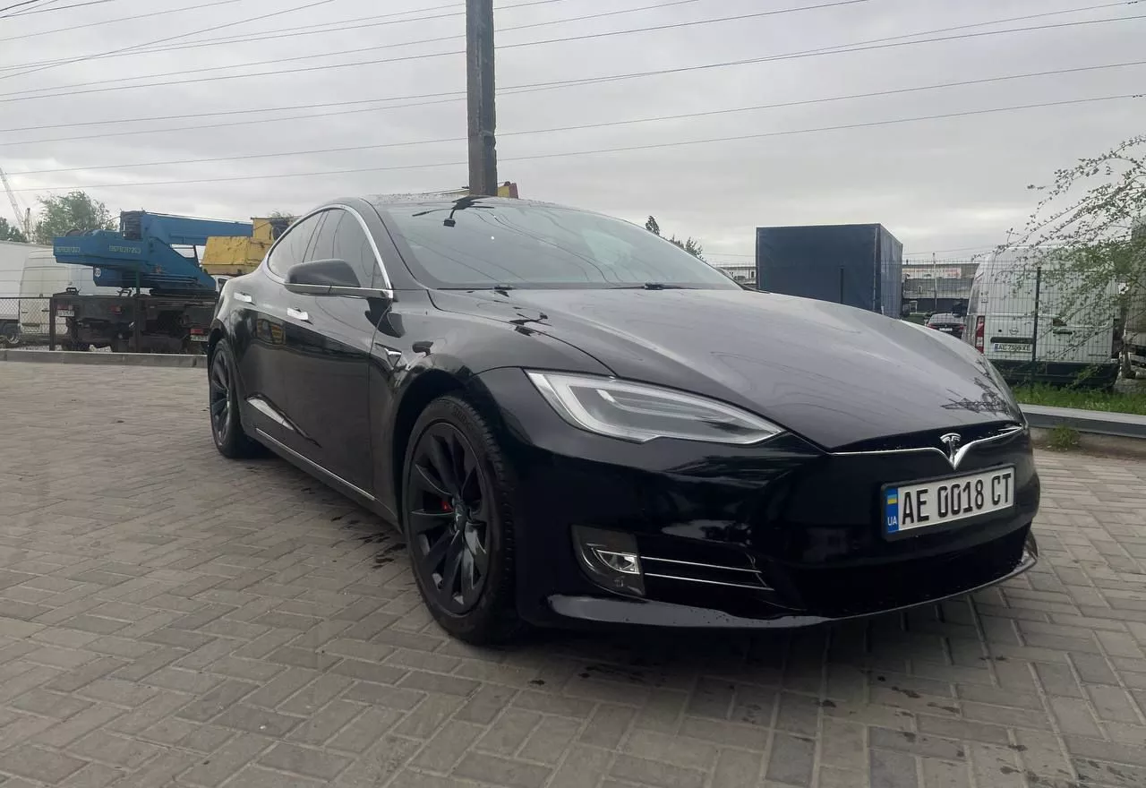 Tesla Model S  100 kWh 202001