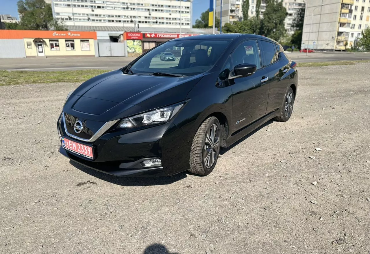 Nissan Leaf 