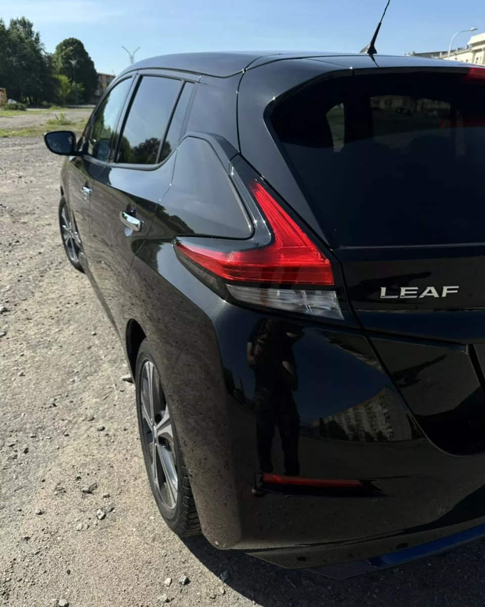 Nissan Leaf  40 kWh 2018111